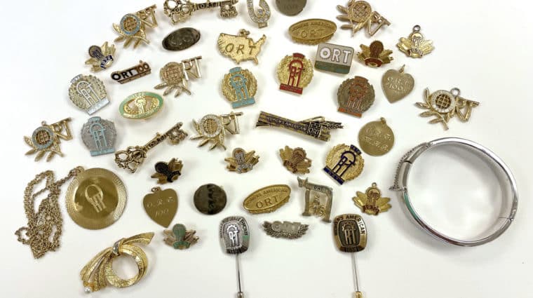 Zelda Pins